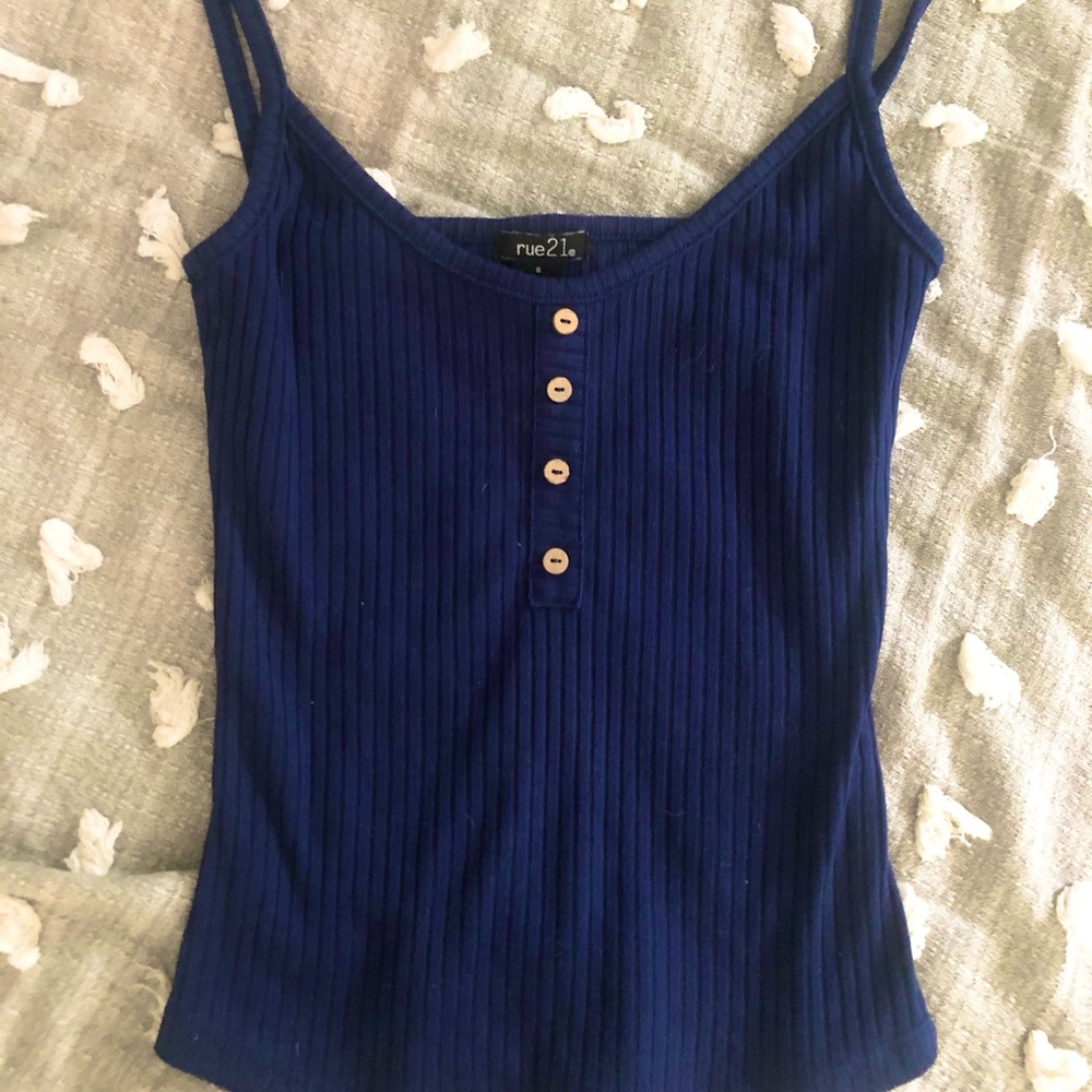 Rue 21 Tank